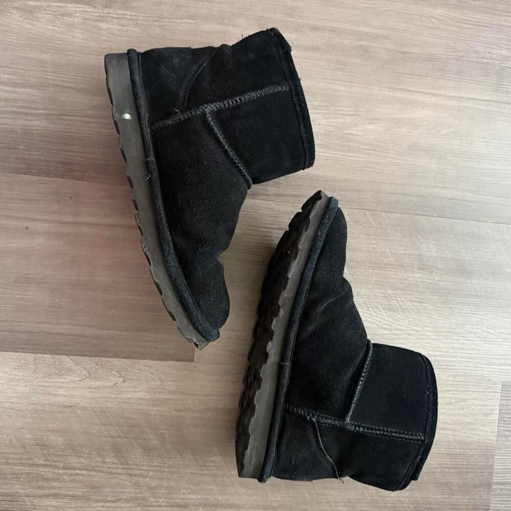 Bearpaw Women's Black Boots